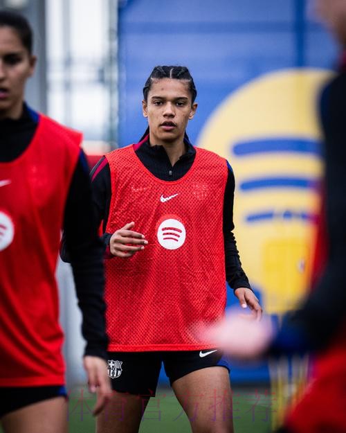 琼阿梅尼恢复球队合练 居勒尔已经进行有球训练